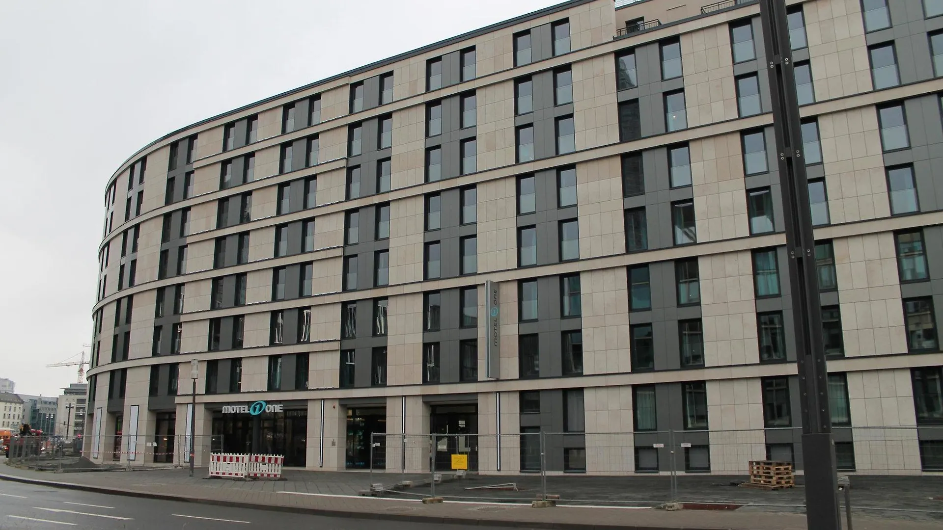 Motel One Frankfurt Messe Frankfurt am Main