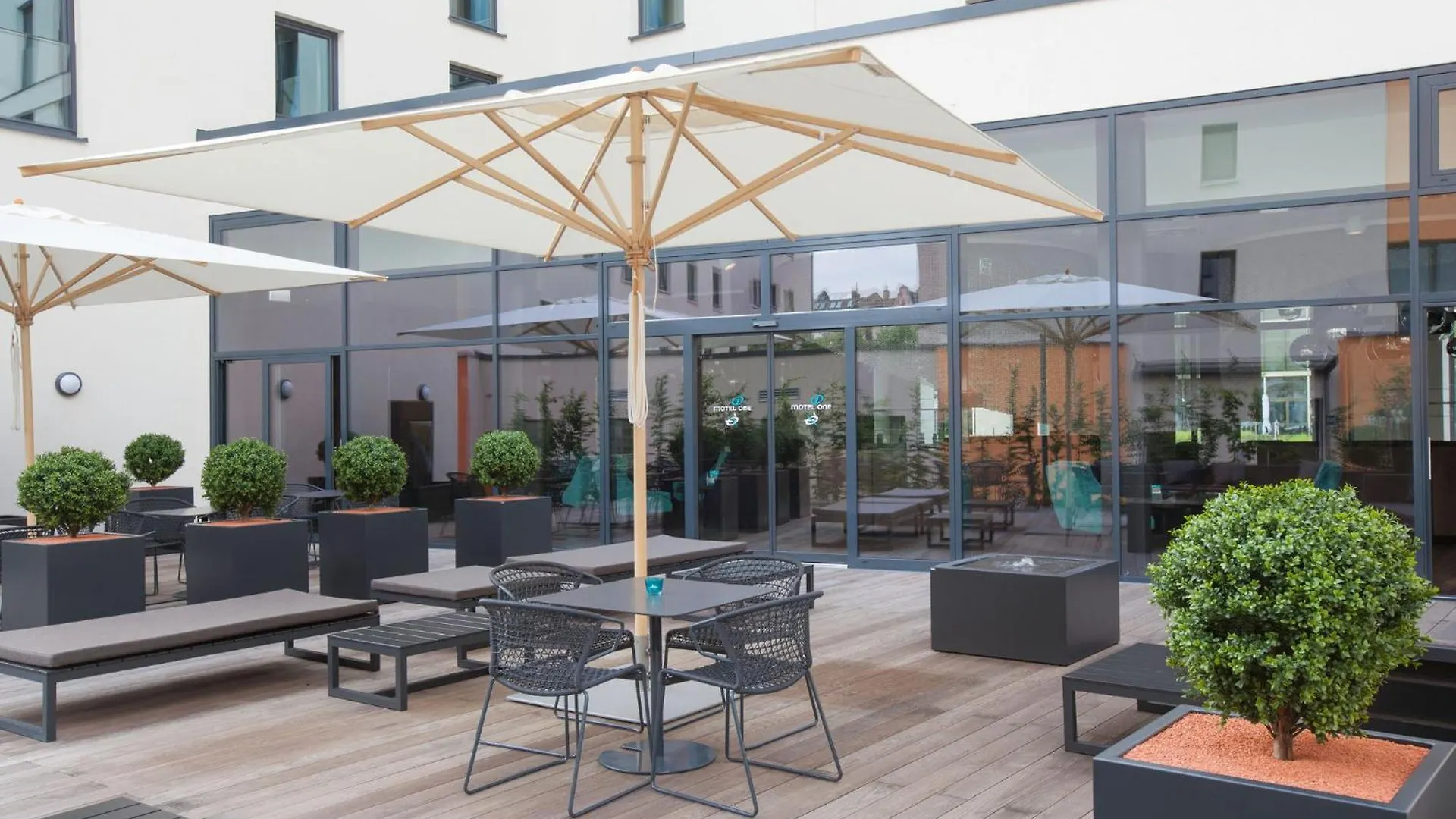 Motel One Frankfurt Messe Frankfurt nad Mohanem Hotel